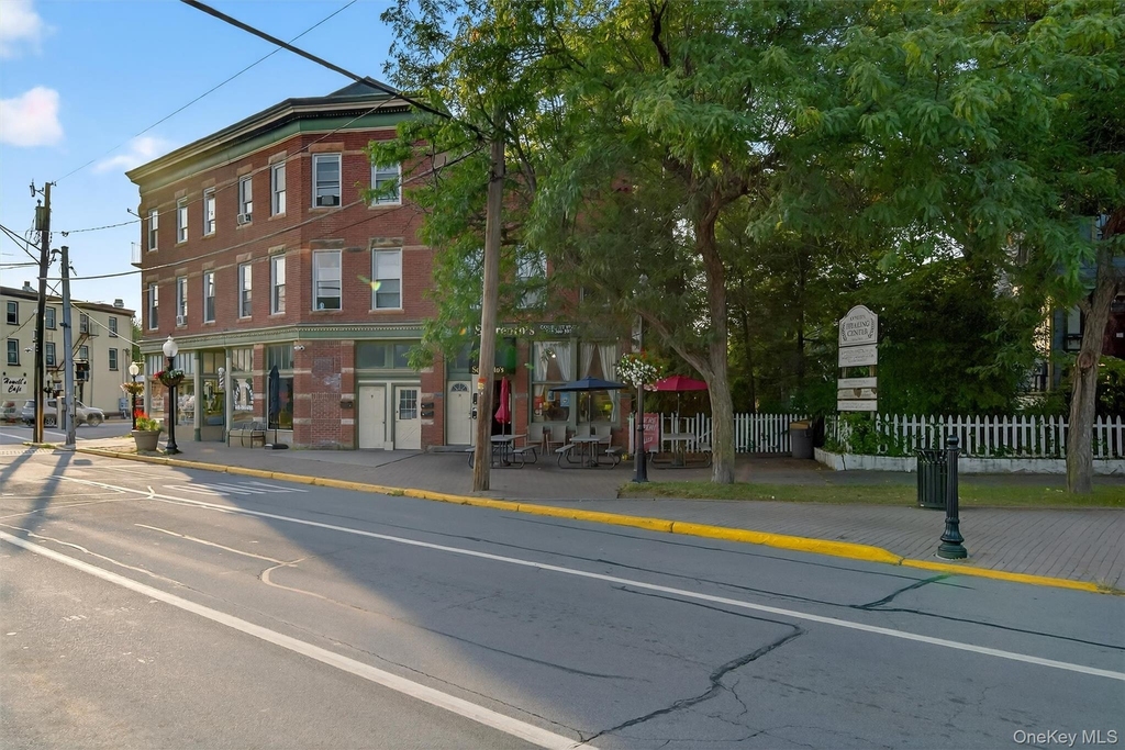 11 Main Street - Photo 11