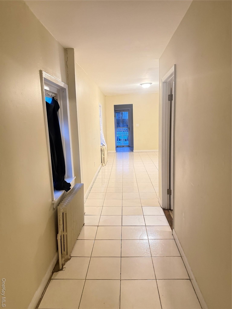 33 Kingston Avenue - Photo 2
