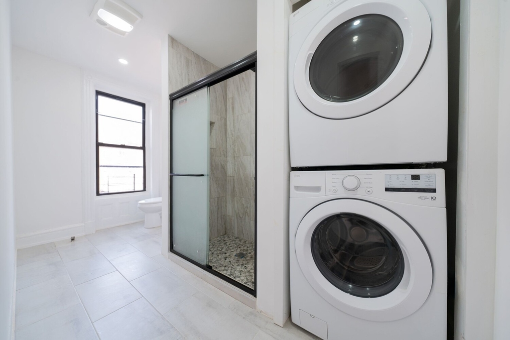 1179 Dean Street - Photo 8