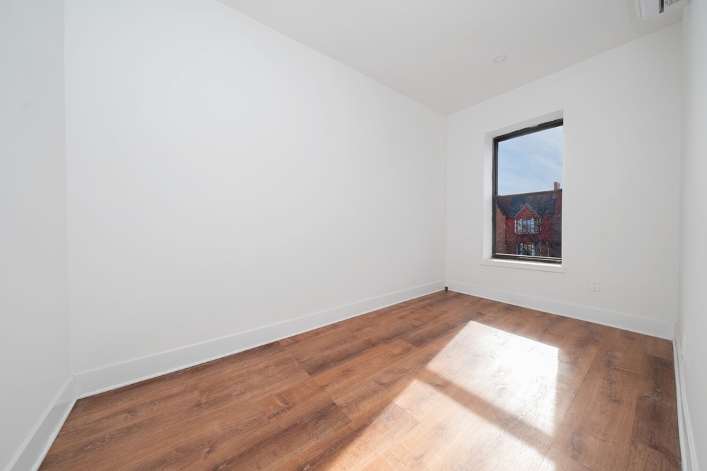1179 Dean Street - Photo 7