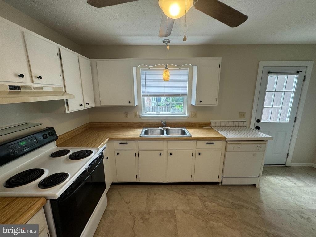 205 Little River Drive - Photo 12