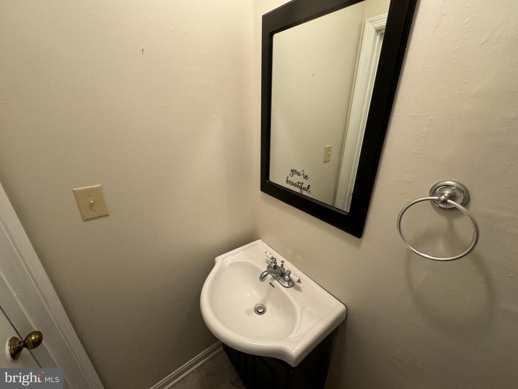 205 Little River Drive - Photo 4