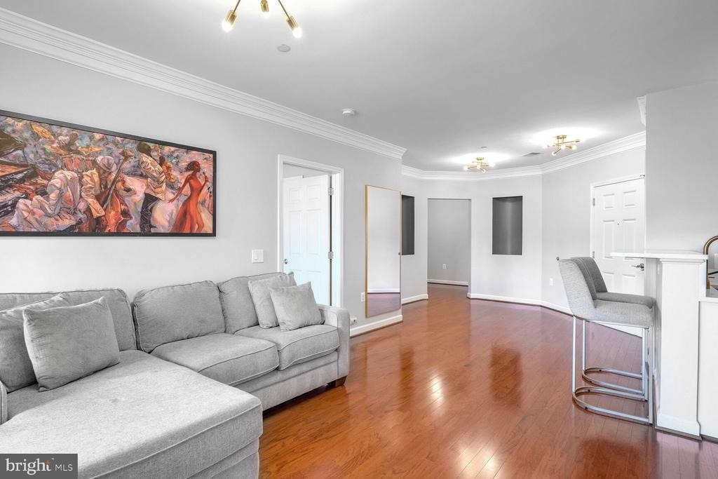2101 N Monroe Street - Photo 3