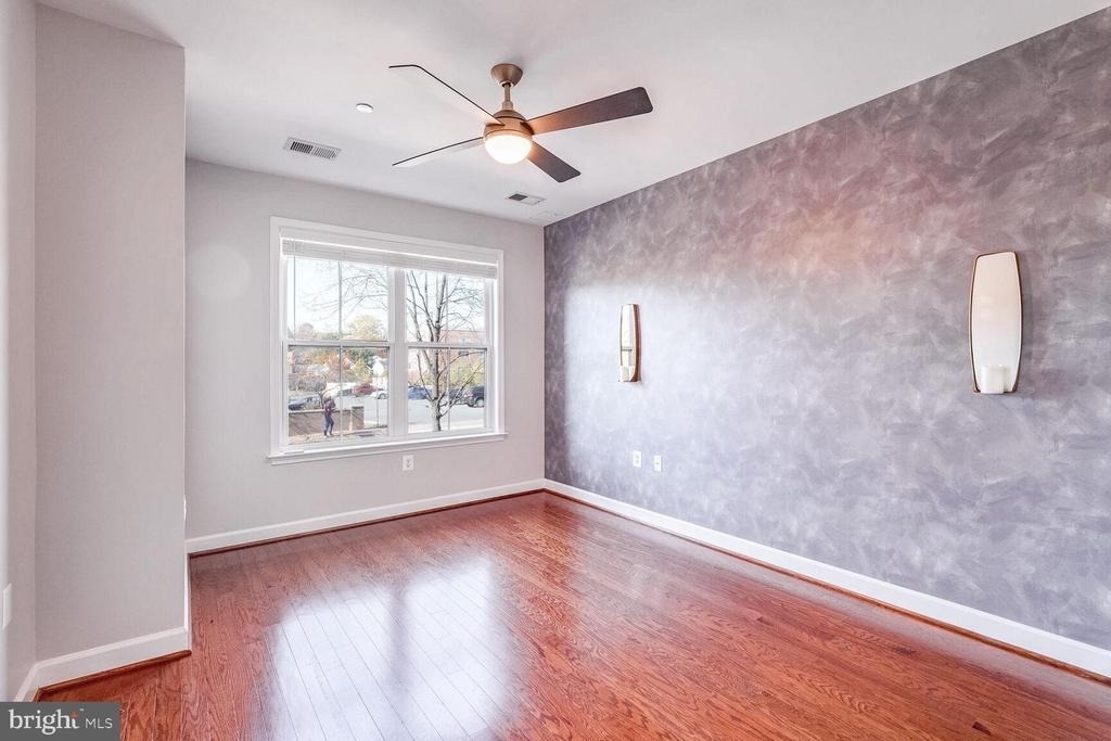 2101 N Monroe Street - Photo 9