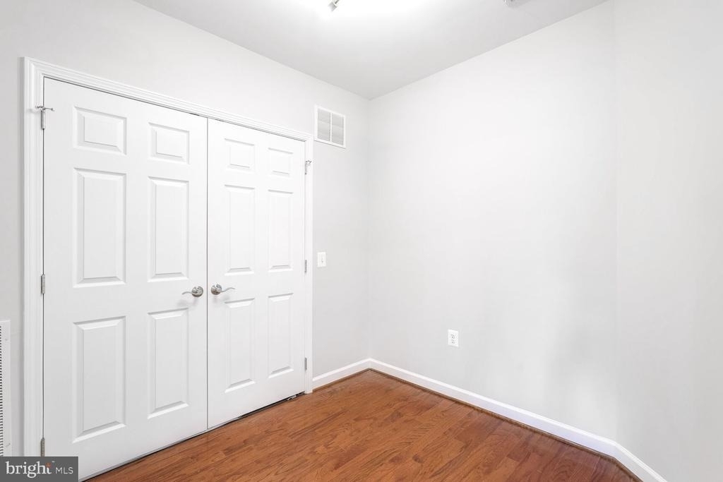 2101 N Monroe Street - Photo 5