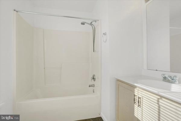655 Fisher Drive - Photo 9