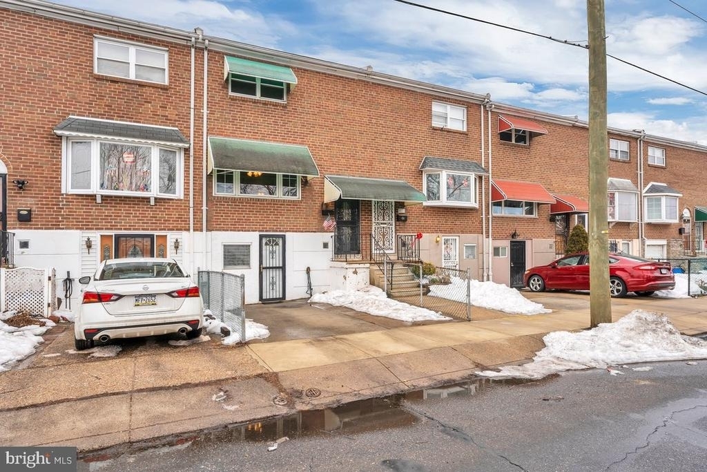3639 Gaul Street - Photo 1