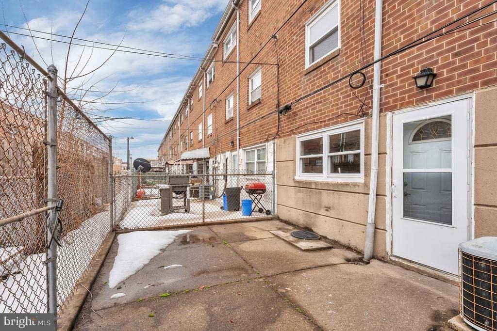 3639 Gaul Street - Photo 21