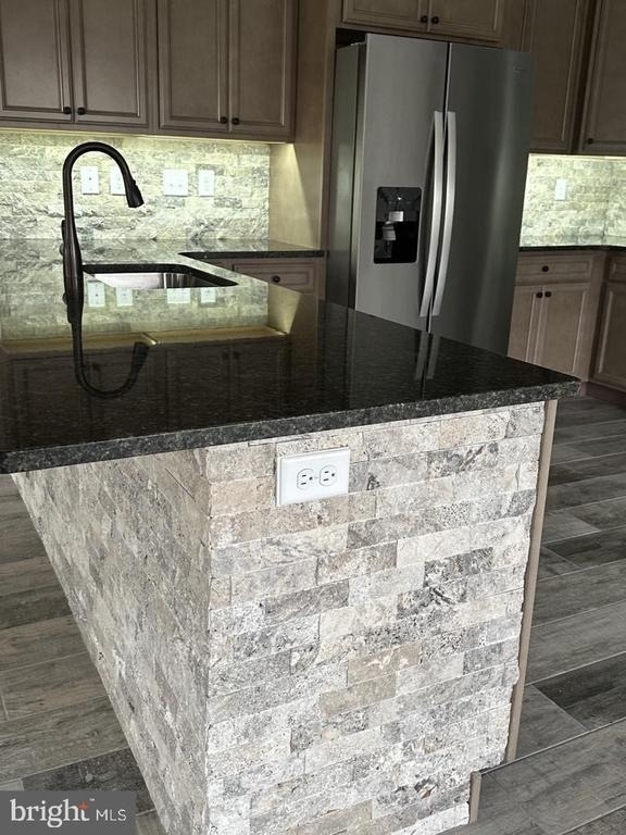111 Delano Drive - Photo 2