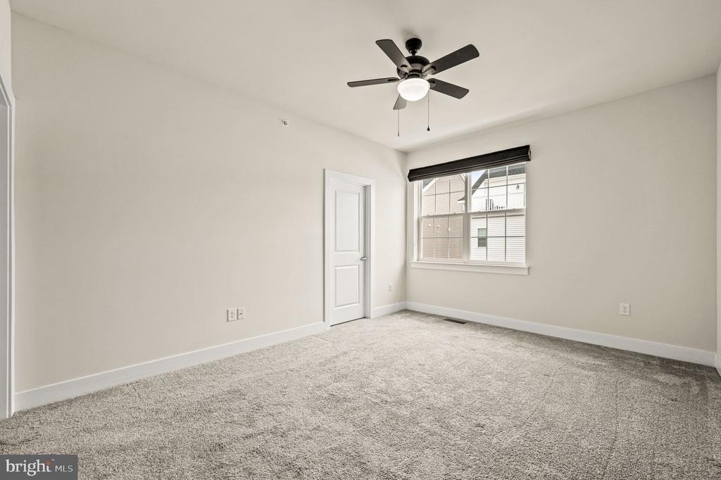 127 Gaslight Alley - Photo 14