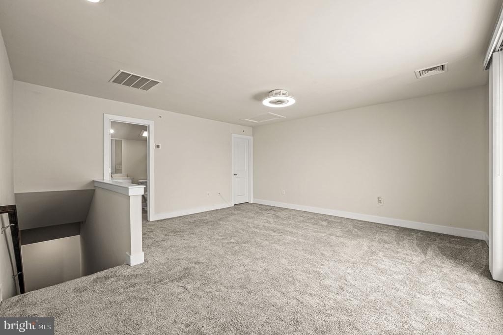 127 Gaslight Alley - Photo 20