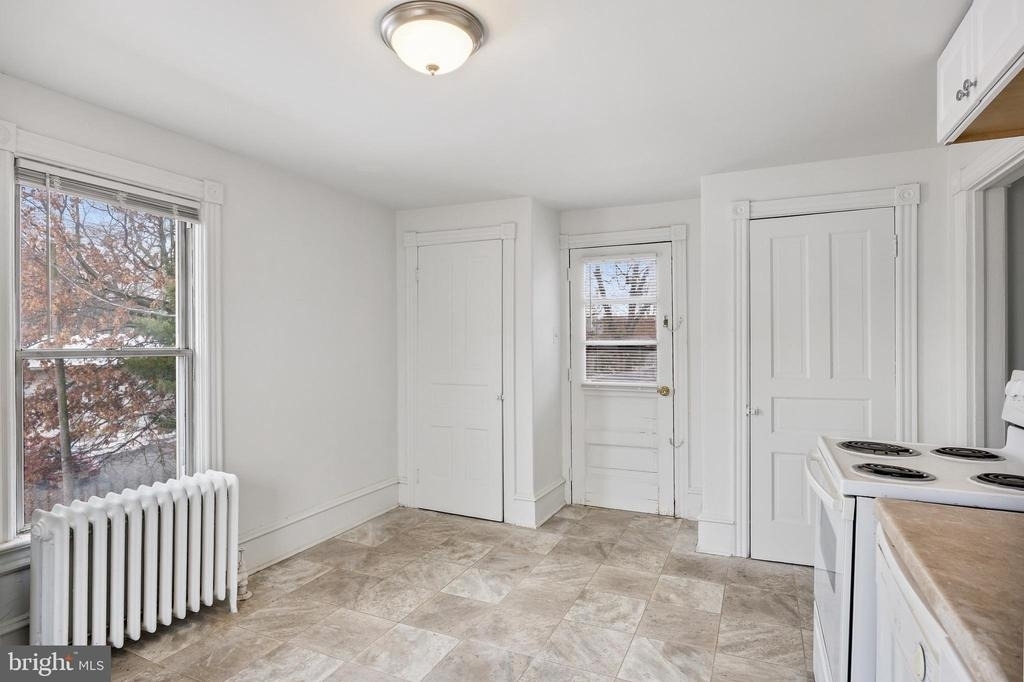 24 W Broad Street - Photo 4