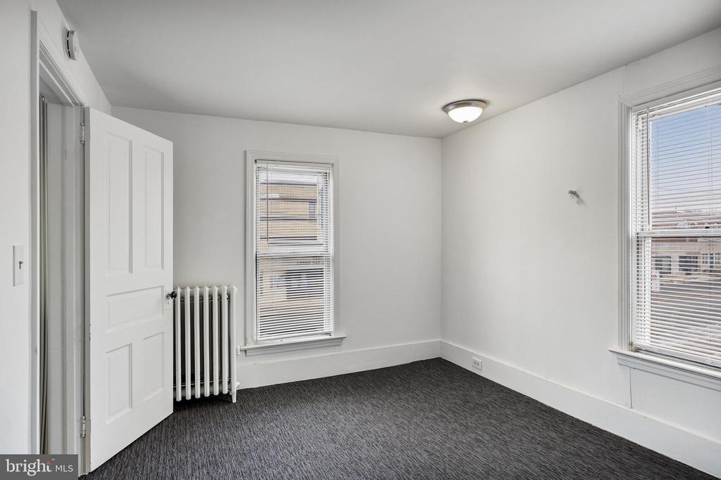 24 W Broad Street - Photo 12