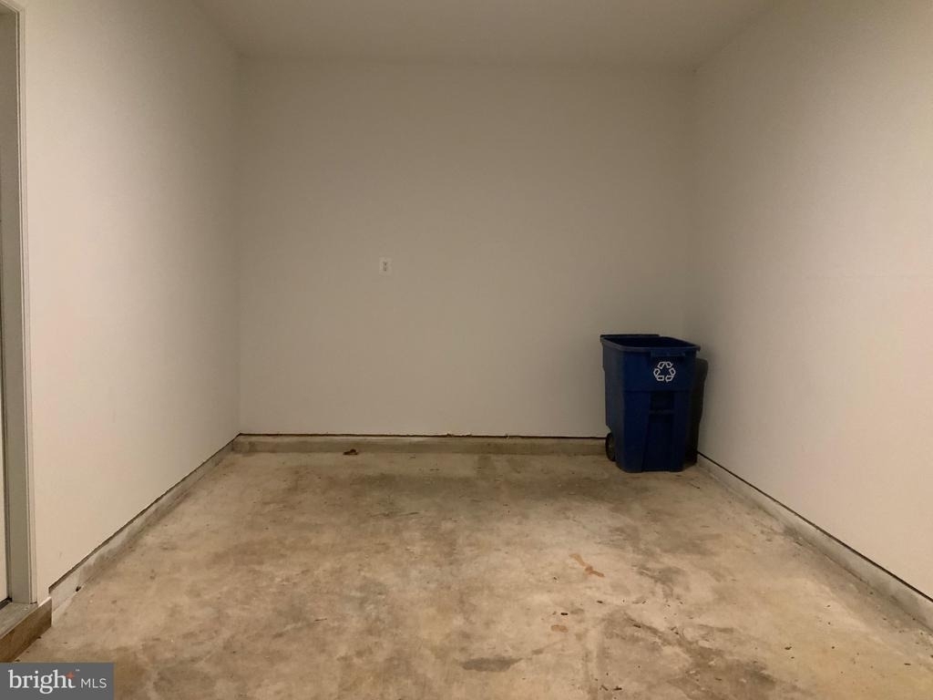 3301 Castle Ridge Circle - Photo 42