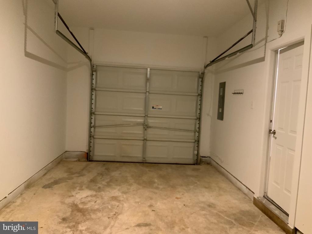3301 Castle Ridge Circle - Photo 41