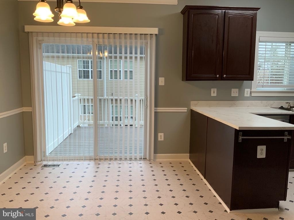 3301 Castle Ridge Circle - Photo 15