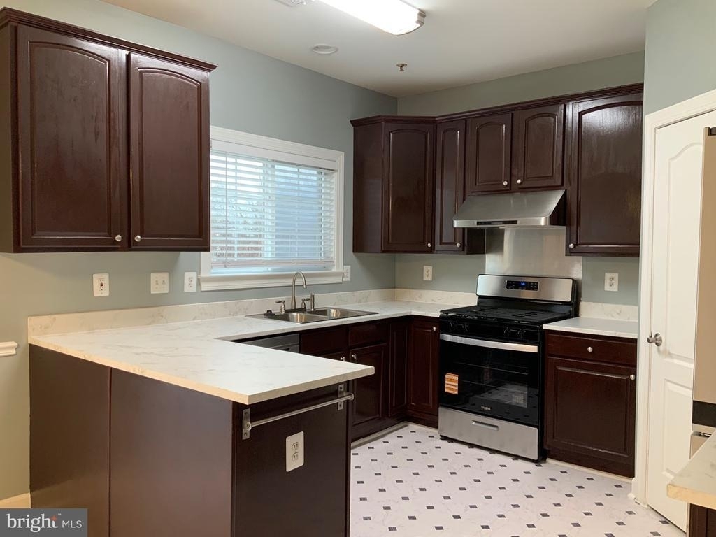 3301 Castle Ridge Circle - Photo 13