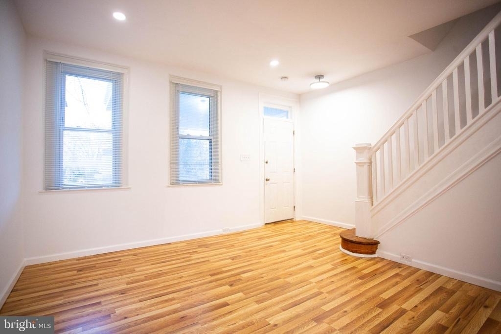 3702 Hayward Avenue - Photo 3