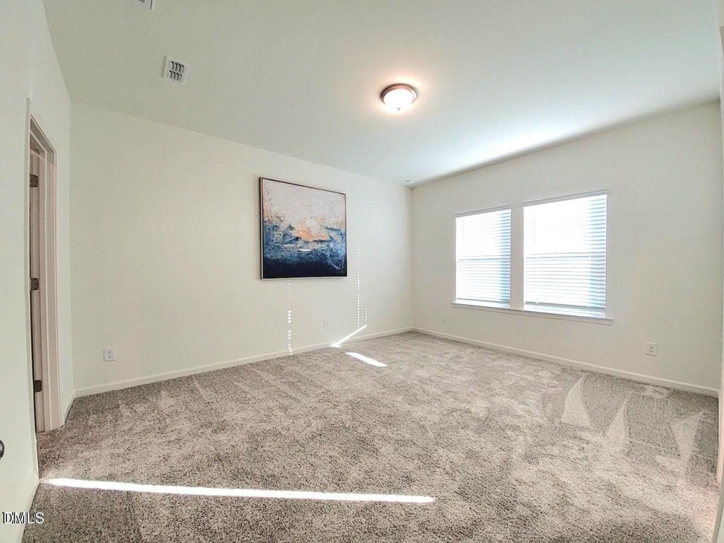 836 Emmer Street - Photo 8
