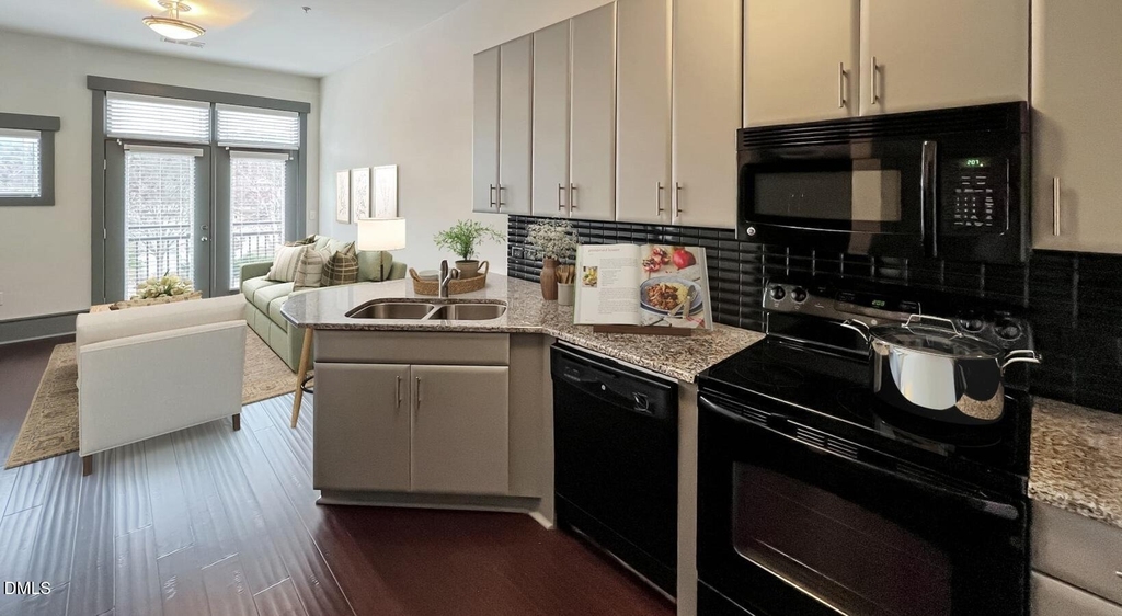 200 Perkins Drive - Photo 16