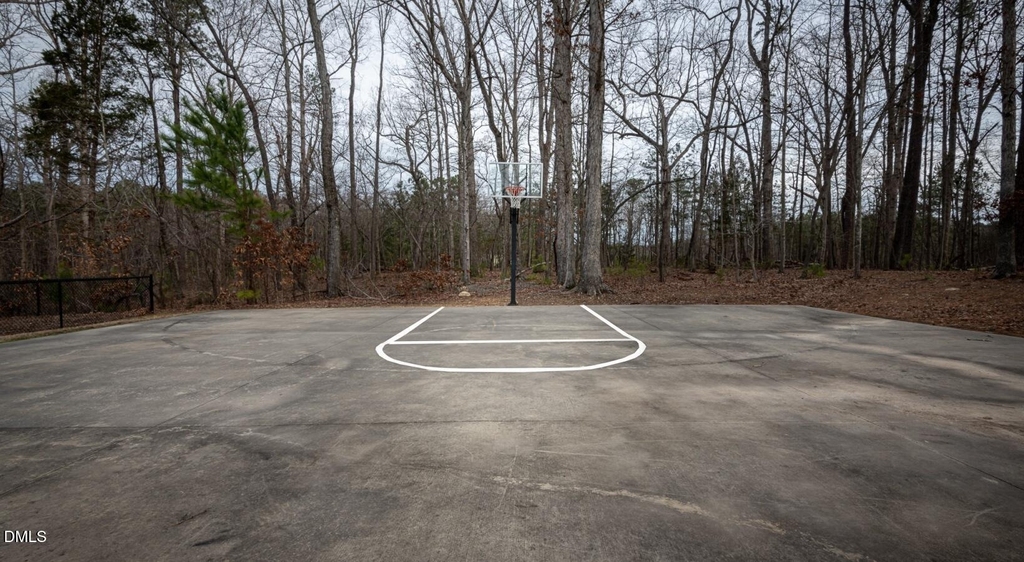 200 Perkins Drive - Photo 5