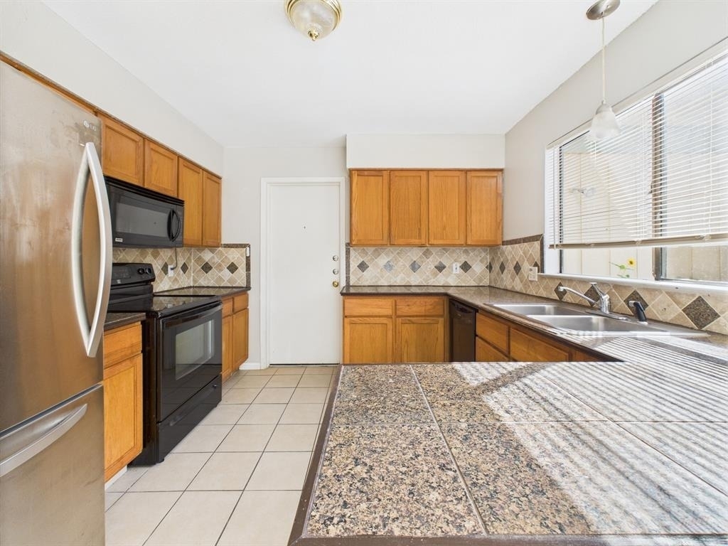 9520 Quail Village Ln - Photo 9