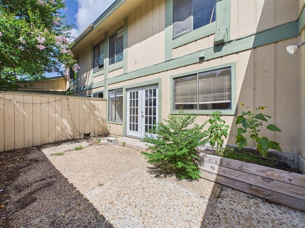 9520 Quail Village Ln - Photo 30
