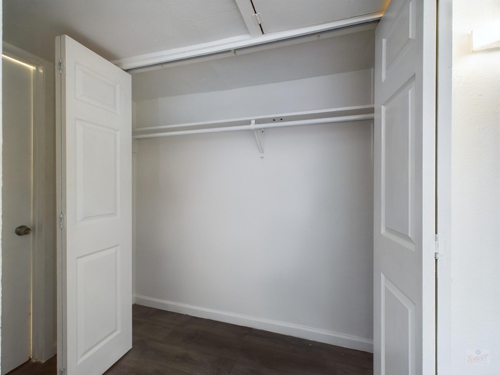 2124 Burton Dr - Photo 16