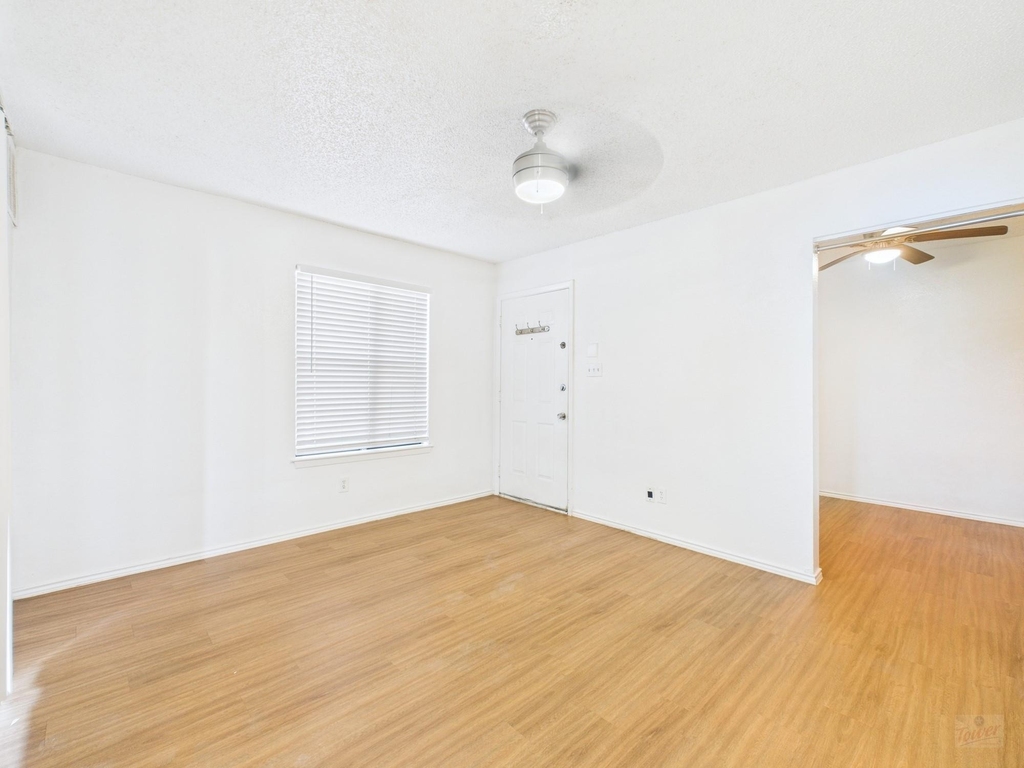 2500 Burleson Rd - Photo 4