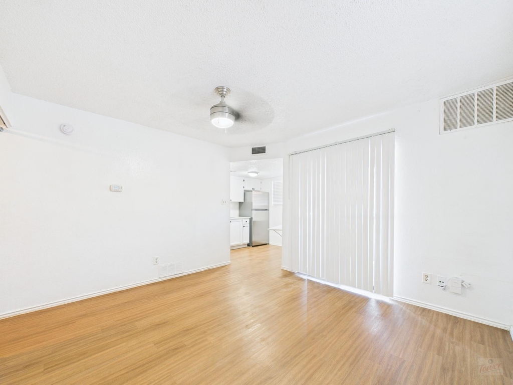 2500 Burleson Rd - Photo 1