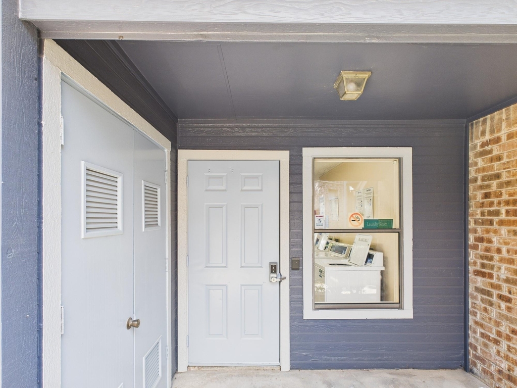2500 Burleson Rd - Photo 19