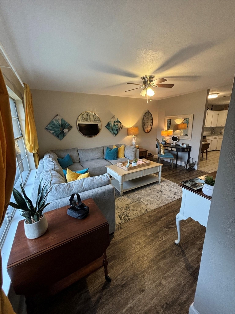 1307 Sherry Ln - Photo 22