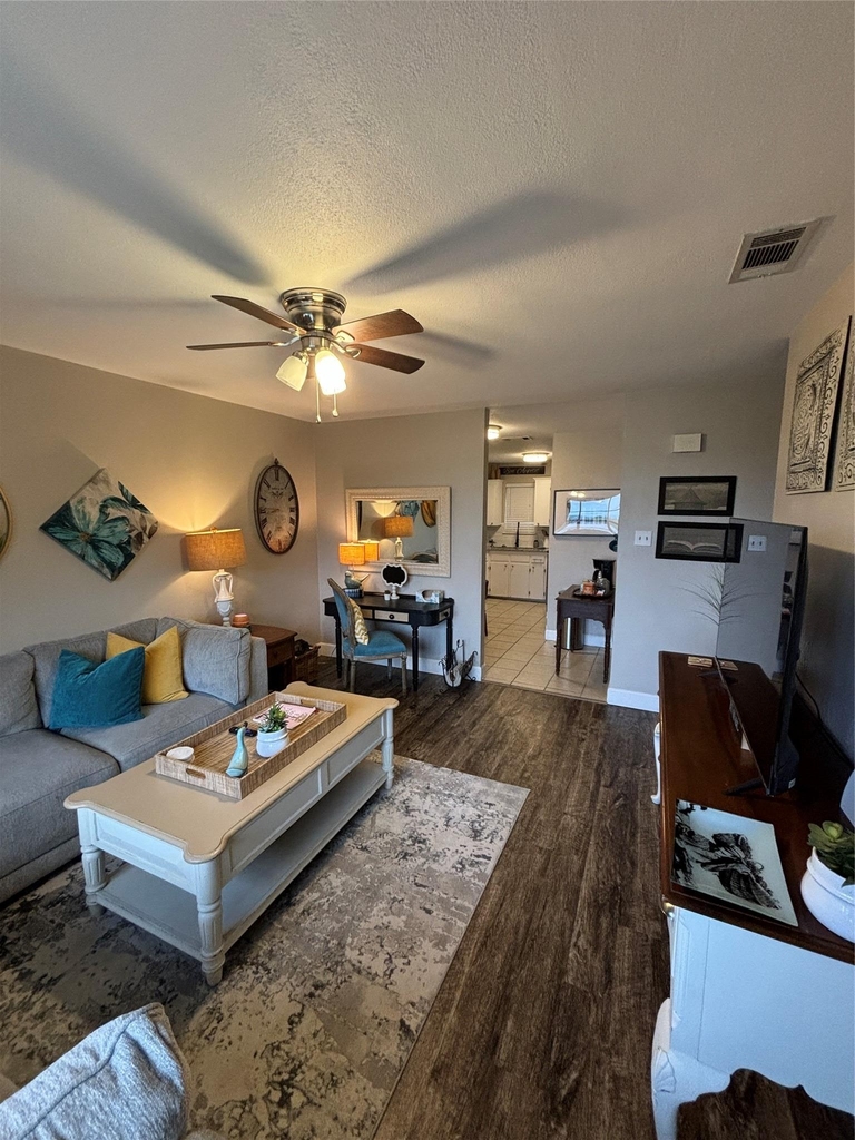 1307 Sherry Ln - Photo 21