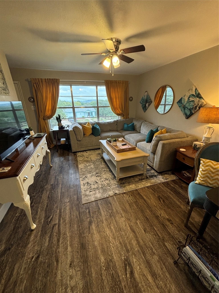 1307 Sherry Ln - Photo 24