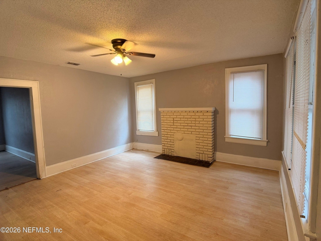 511 Ivy Street - Photo 1