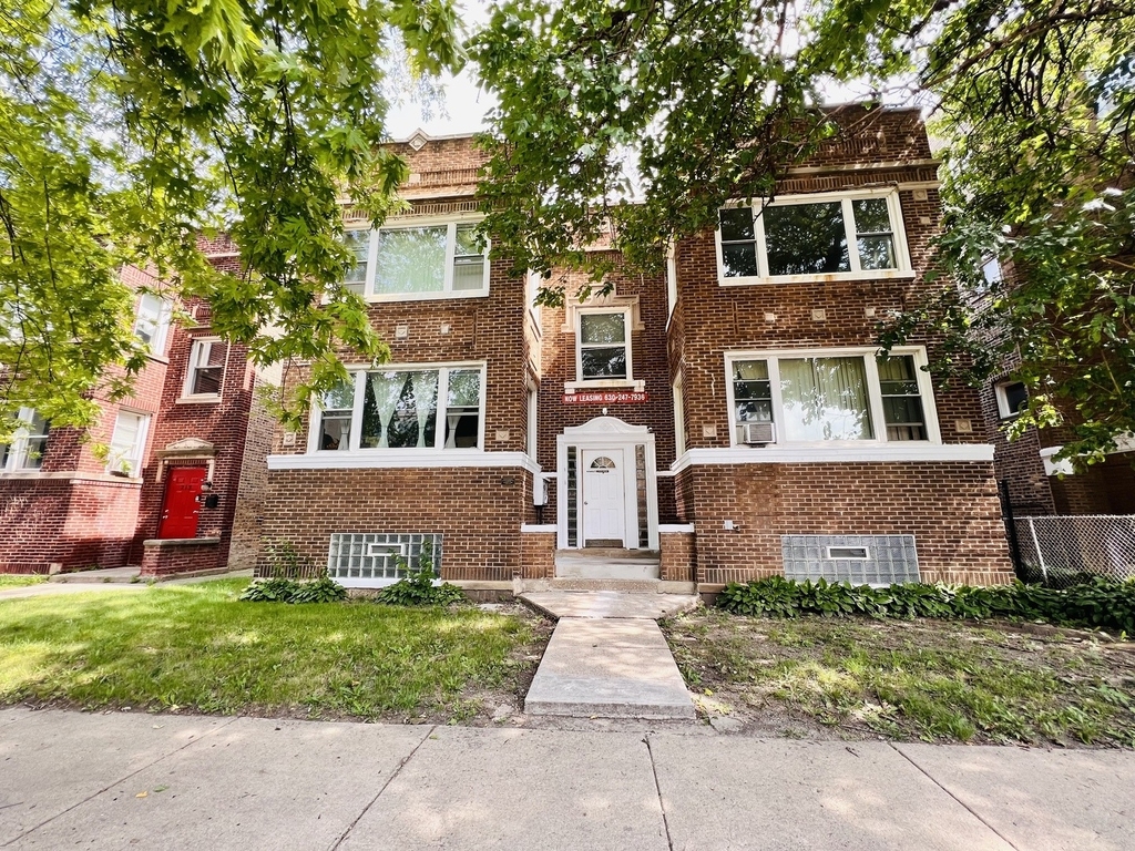 209 N Kolmar Avenue - Photo 0