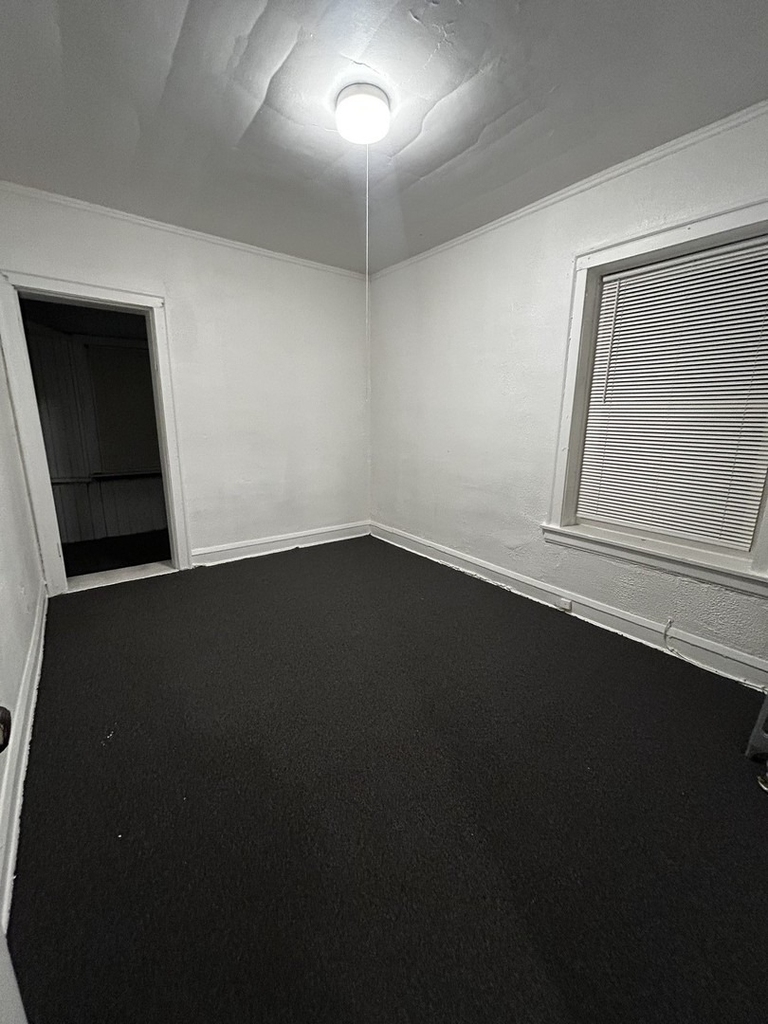 209 N Kolmar Avenue - Photo 4