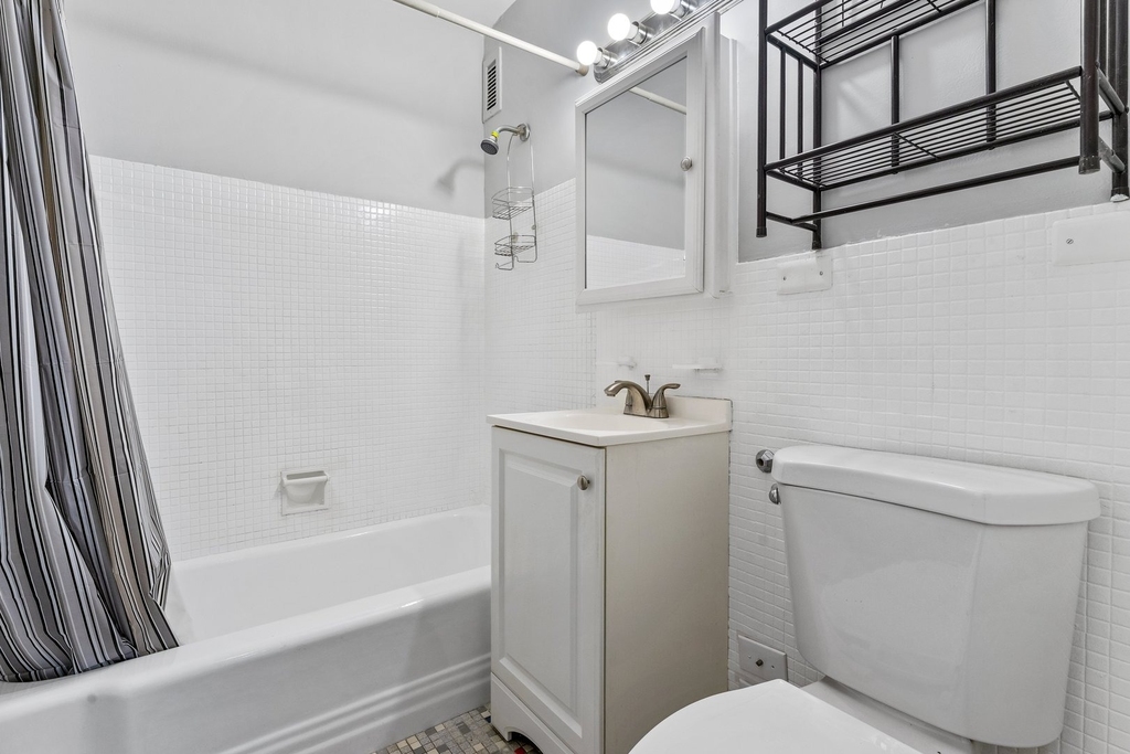 7337 S South Shore Drive - Photo 7