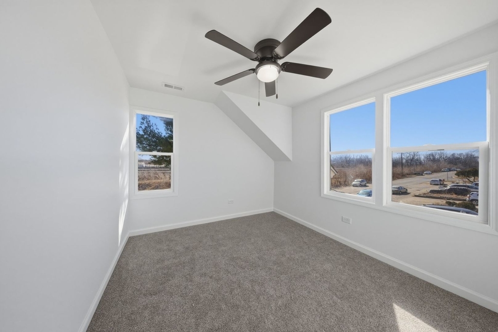 835 Bishop Avenue - Photo 7