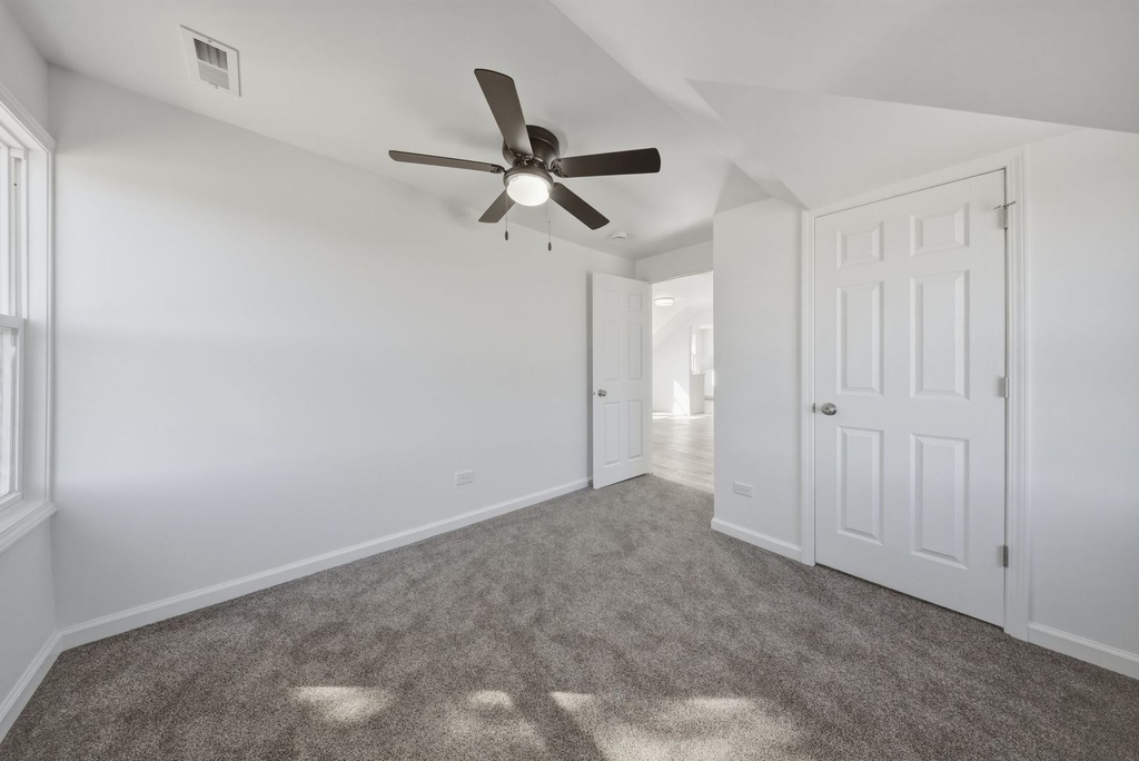 835 Bishop Avenue - Photo 10