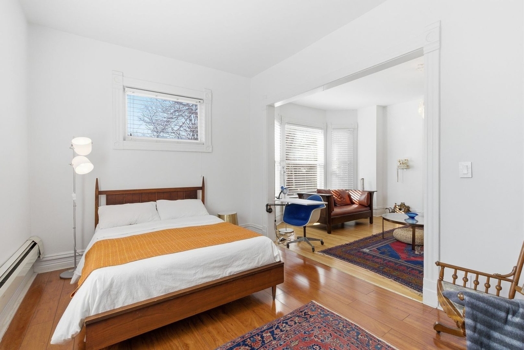 2001 Orrington Avenue - Photo 17