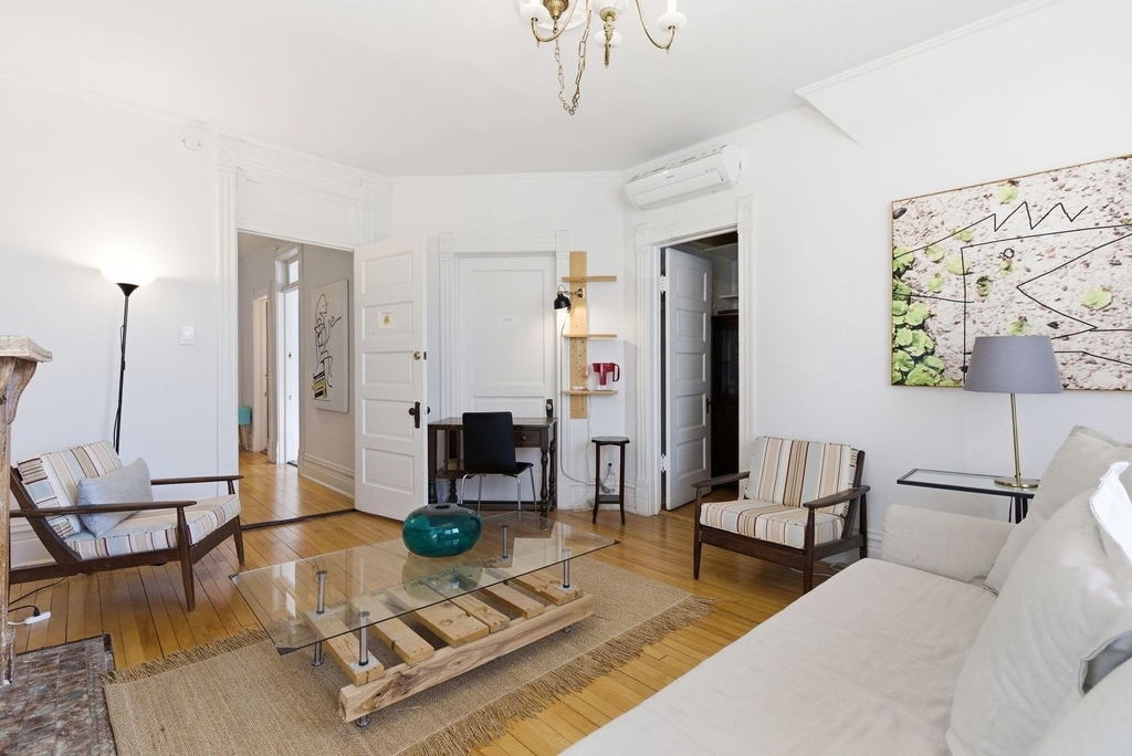 2001 Orrington Avenue - Photo 39