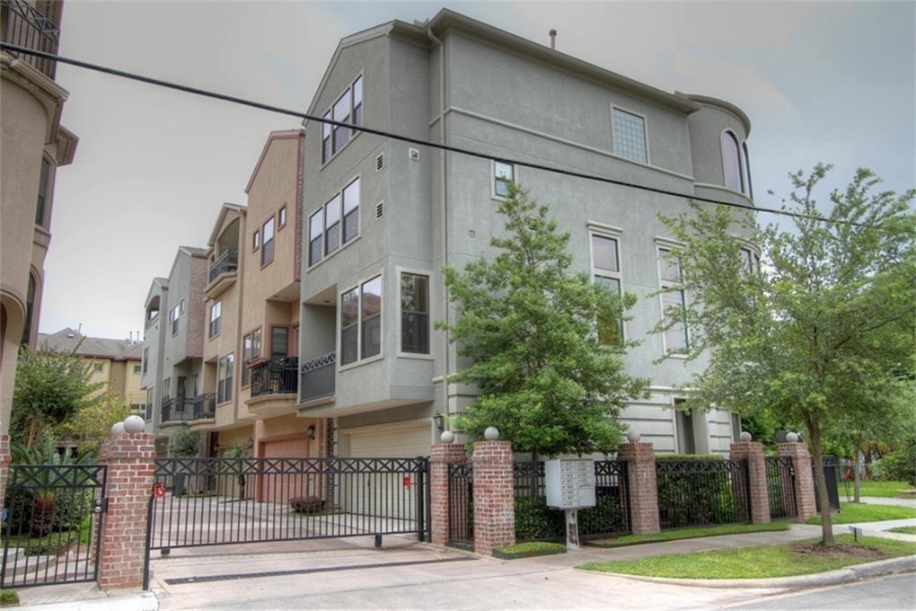 622 Bomar Street - Photo 2