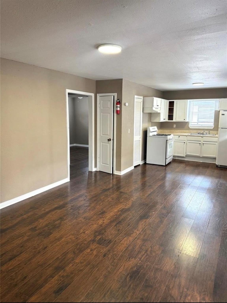 5412 Market Street - Photo 1