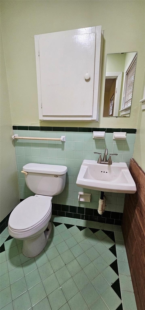 3610 Dennis Street - Photo 7