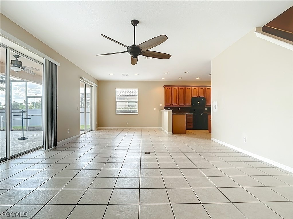 2798 Via Piazza Loop - Photo 10
