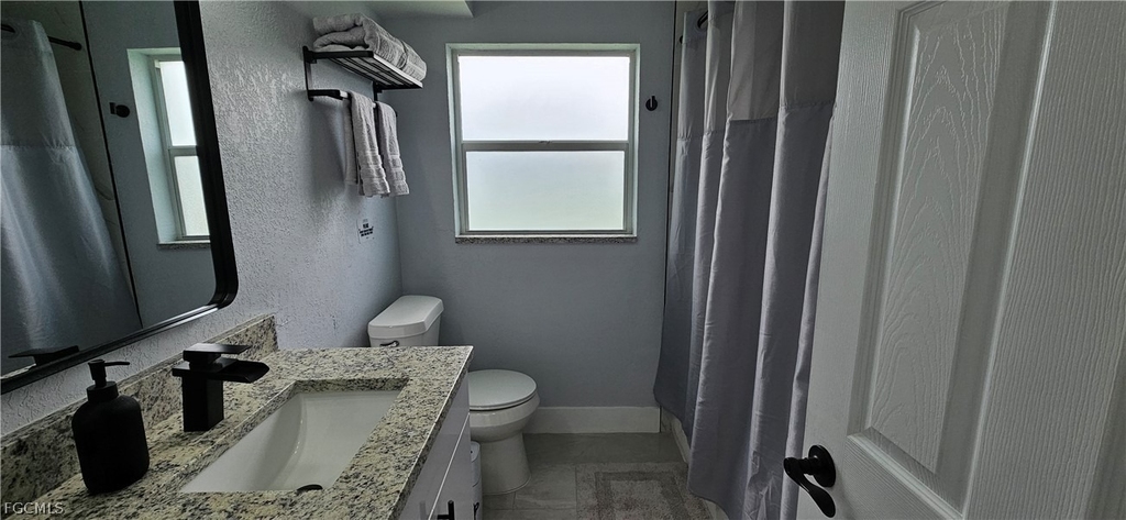 251 Se 46th Street - Photo 9