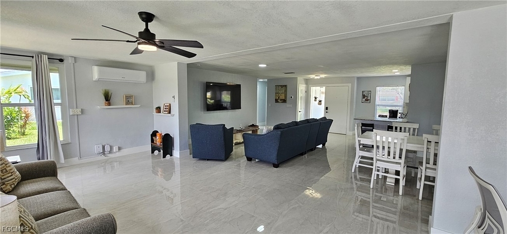 251 Se 46th Street - Photo 24
