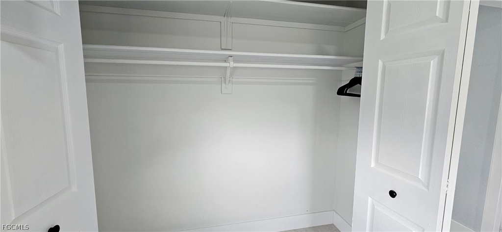 251 Se 46th Street - Photo 8