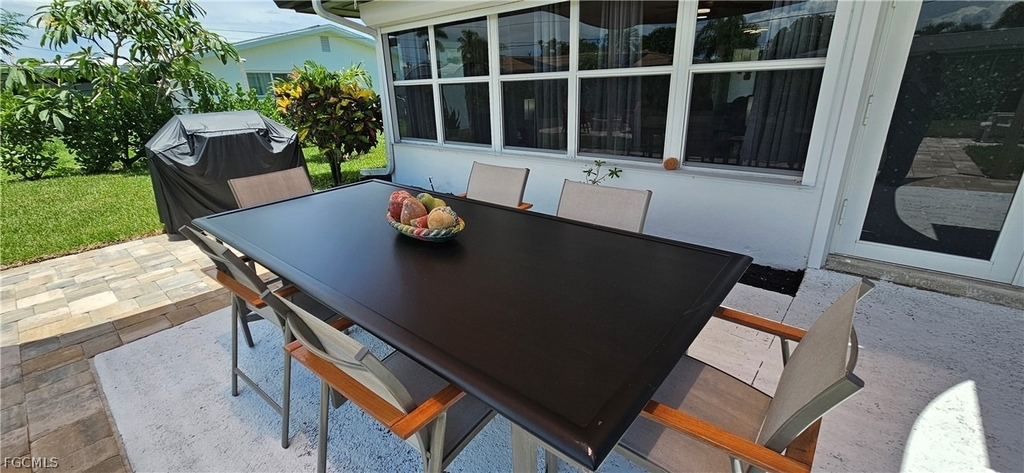 251 Se 46th Street - Photo 34